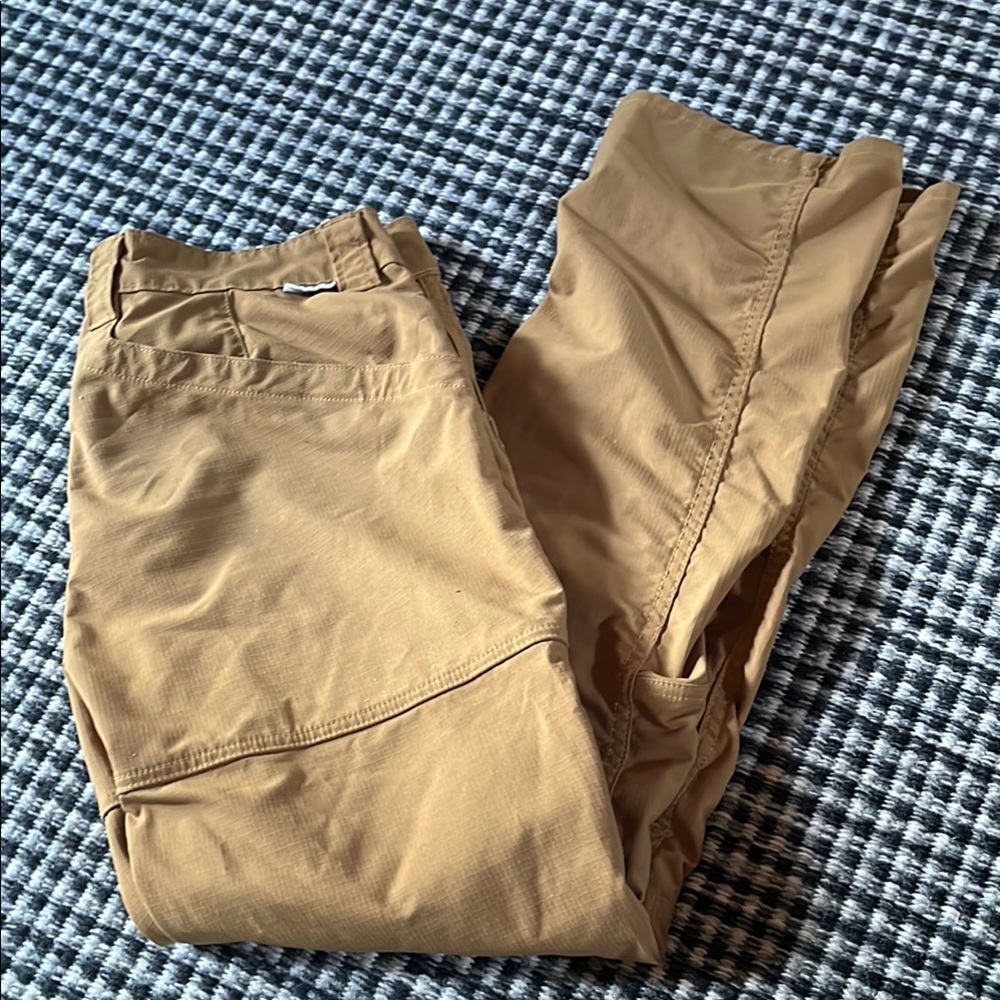 GUC Edgevale Camel Foothills Pants Size 32x32